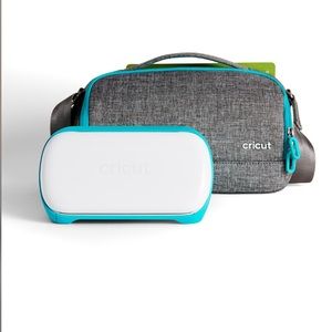 ❌❌SOLD❌❌Cricut Joy & Carrying Case